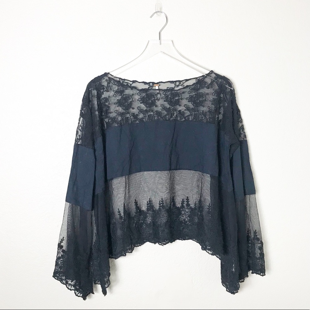 |•Free People•| Lace Bell Sleeve Blouse